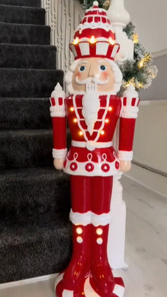 6 ft Giant Sized Animated Nutcracke