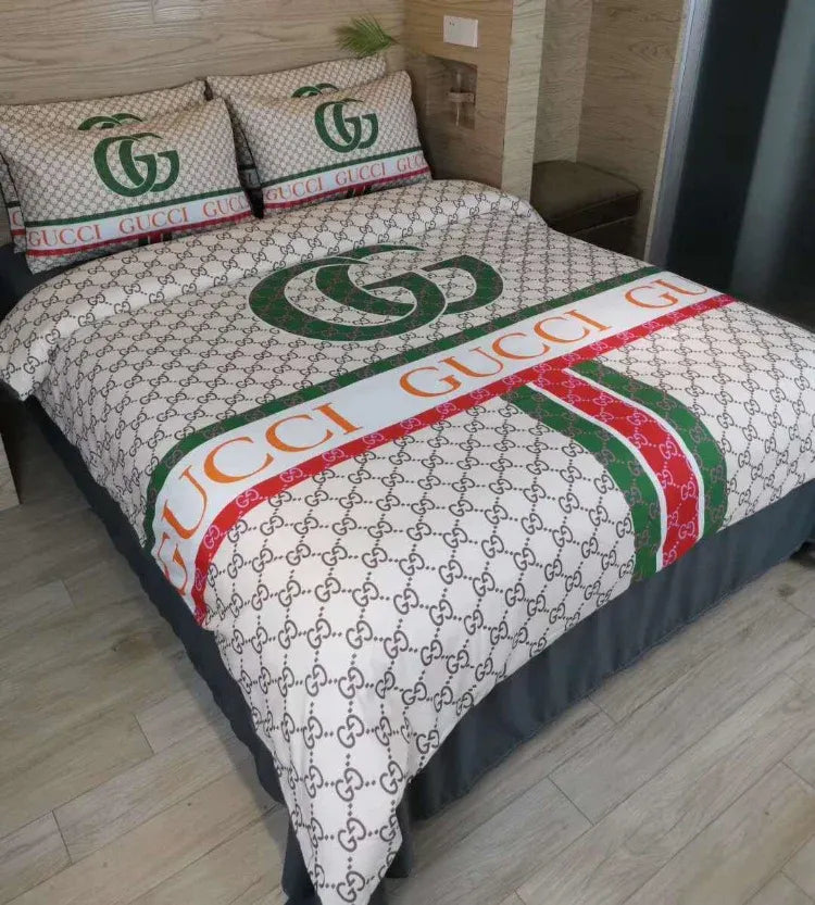 Premium Luxury Brand Bedding Set DN1615759