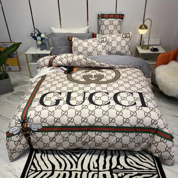 Premium Luxury Brand Bedding Set DN1615783