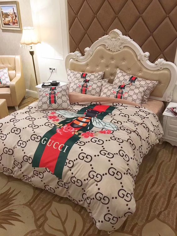 Premium Luxury Brand Bedding Set DN9131047