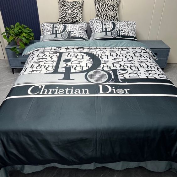 Premium Luxury Brand Bedding Set DN1609405