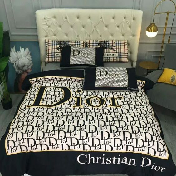 Premium Luxury Brand Bedding Set DN16280802