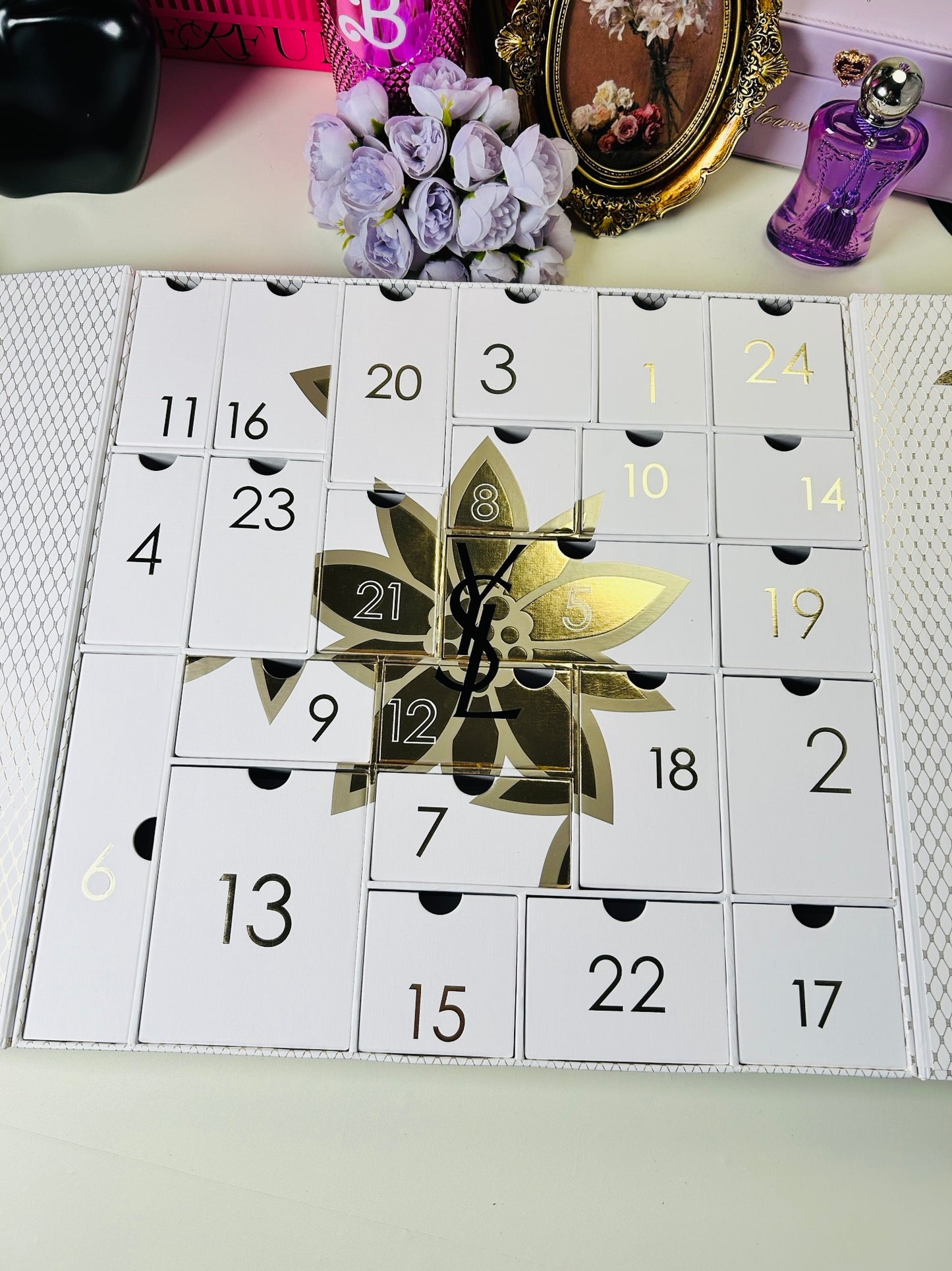 YSL Advent Calender 2025 (24 mini perfumes)