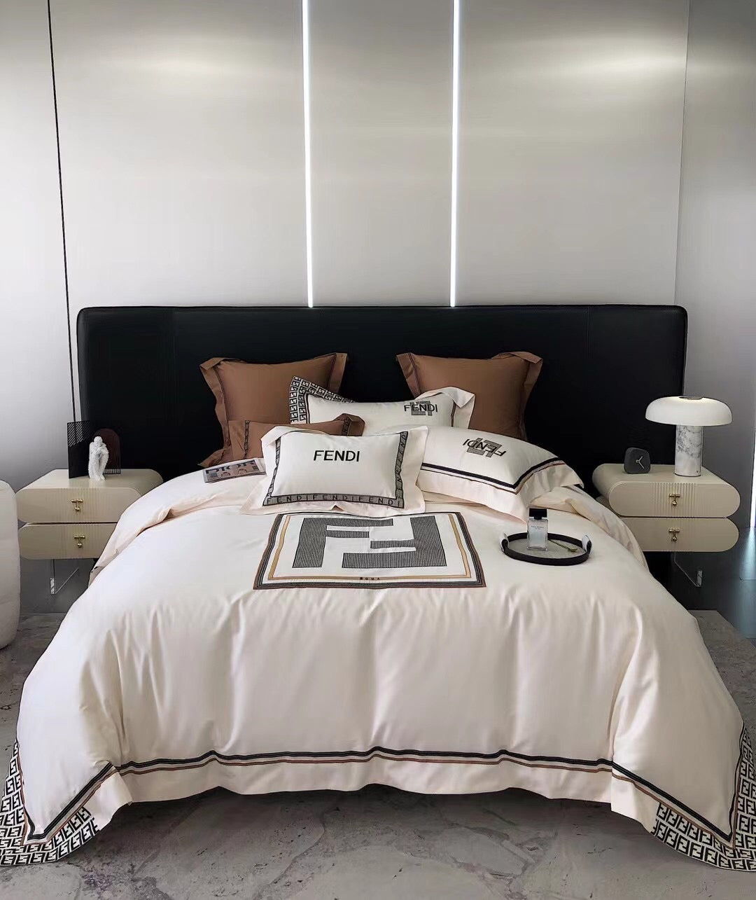 Premium F*ndi Bedding Set DN9201034