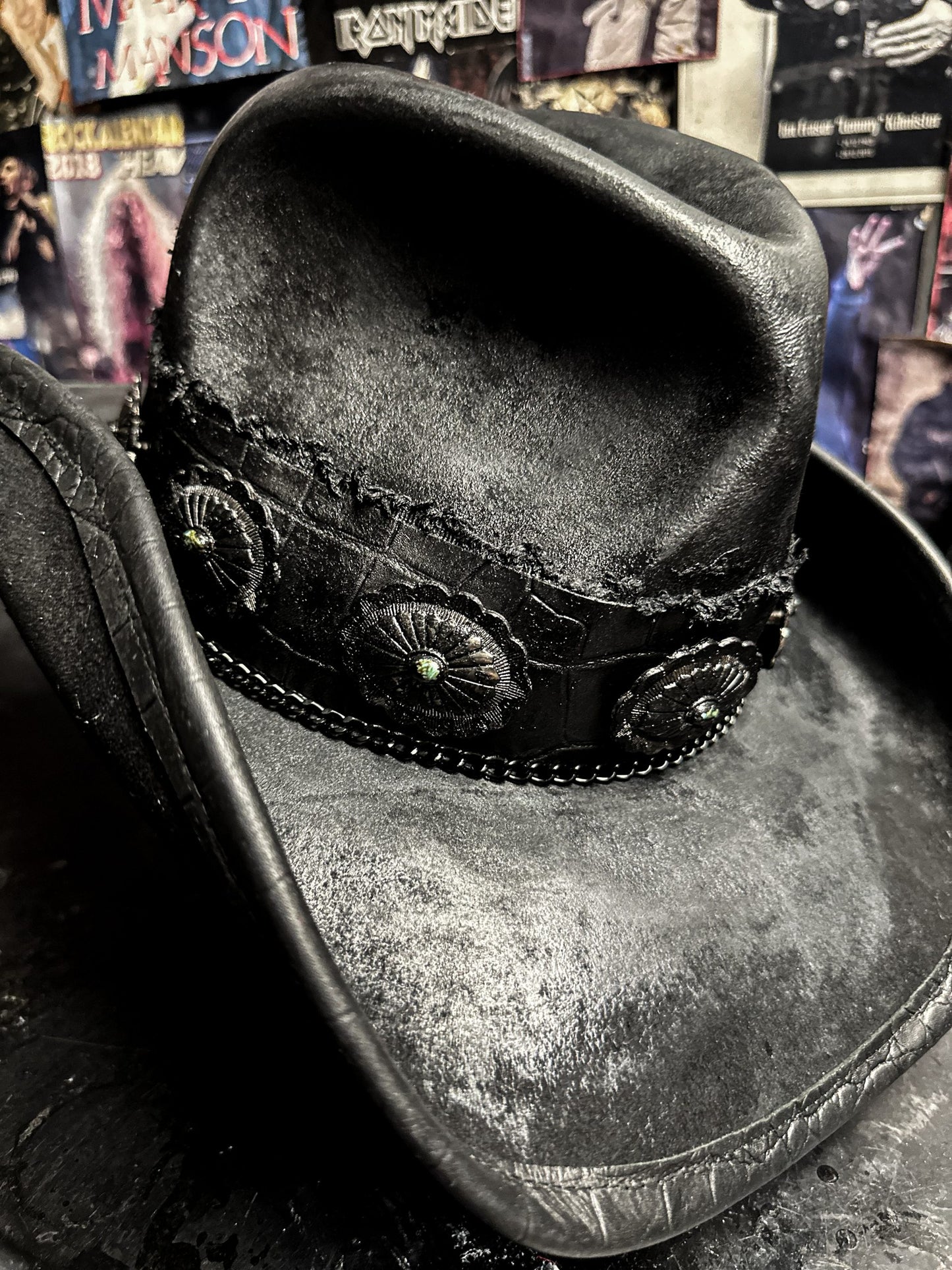 STONE THE CROW - Blade Hats