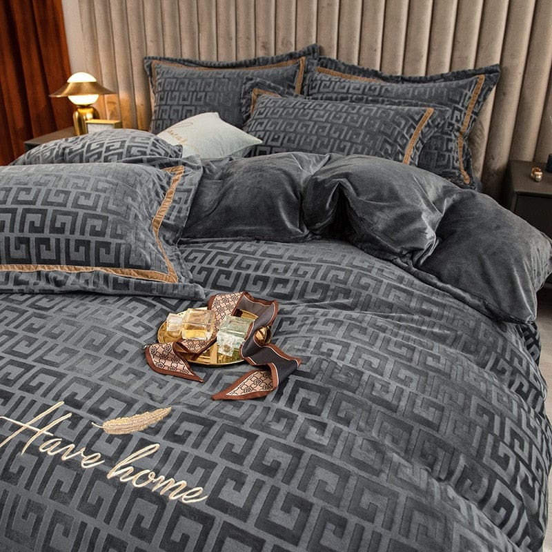 Premium F*ndi Bedding Set DN9201038