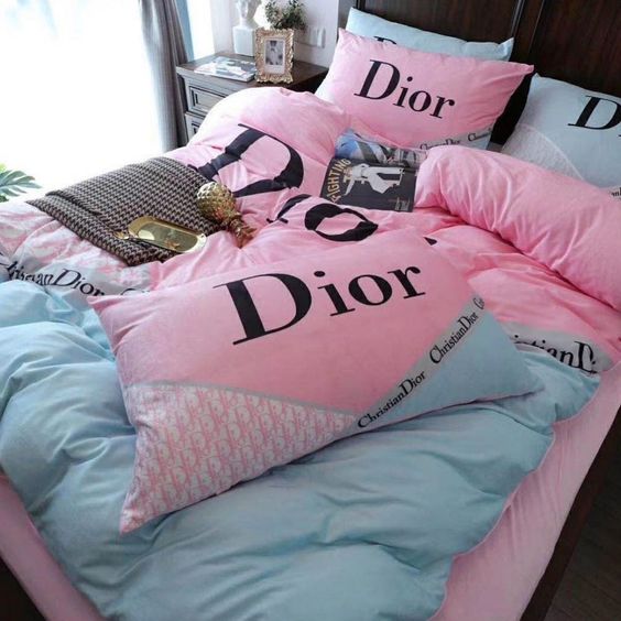 Premium Luxury Brand Bedding Set DN9050268