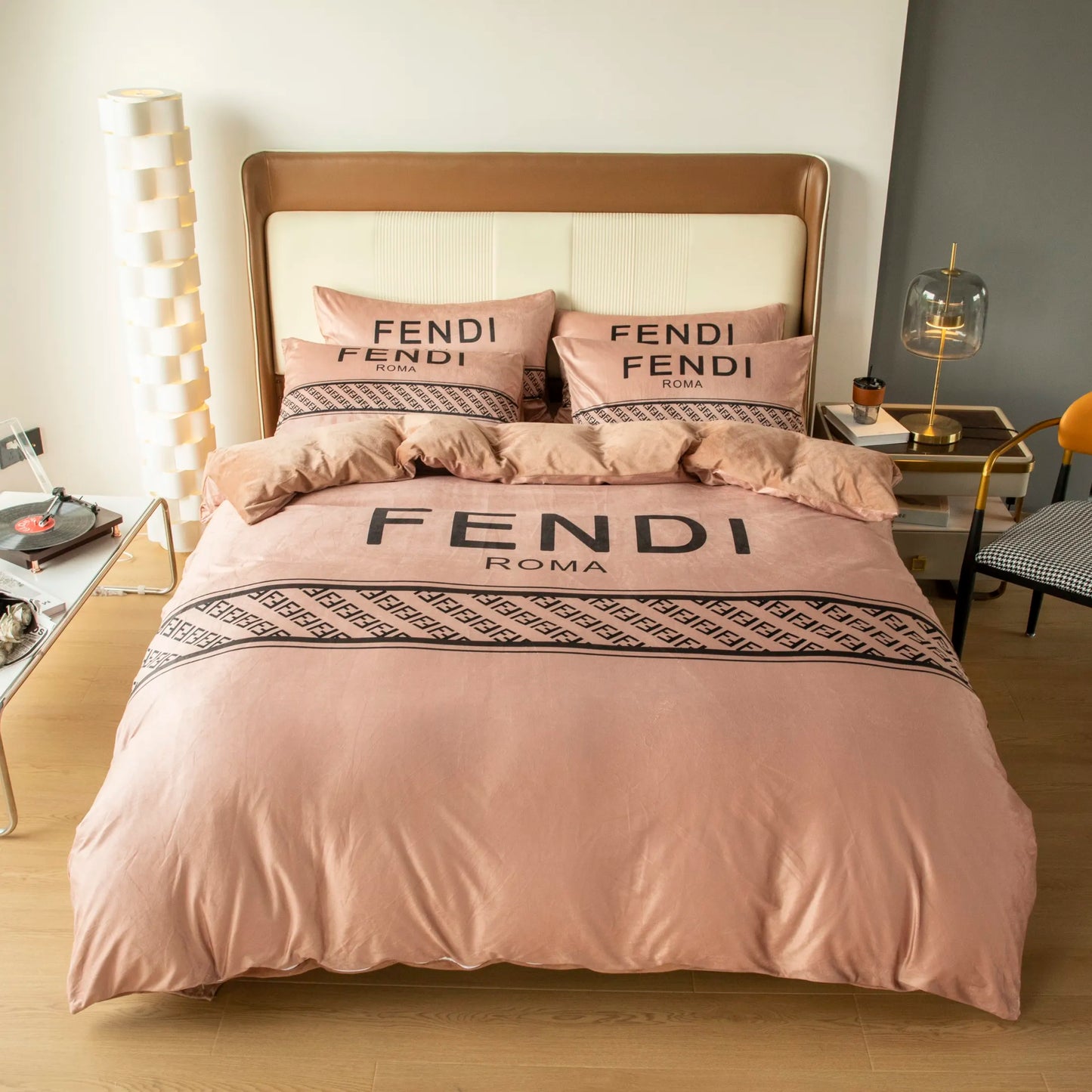 Premium F*ndi Bedding Set   DN9201047