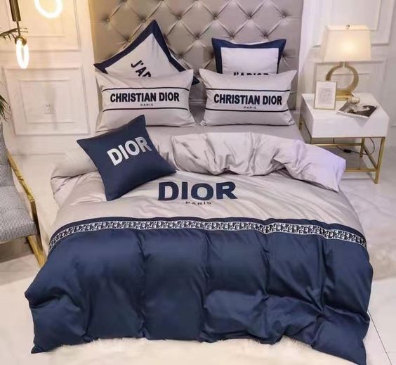 Premium Luxury Brand Bedding Set   DN1617803