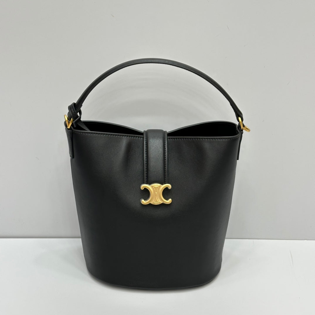 Hermes Goyard Medium Louise Bag In Smooth Calfskin
