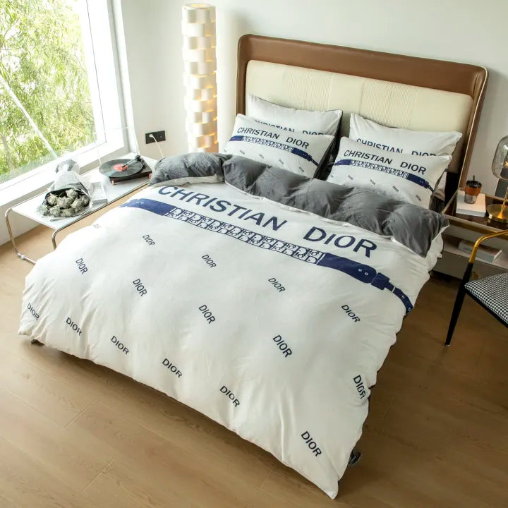 Premium Luxury Brand Bedding Set   DN9061113