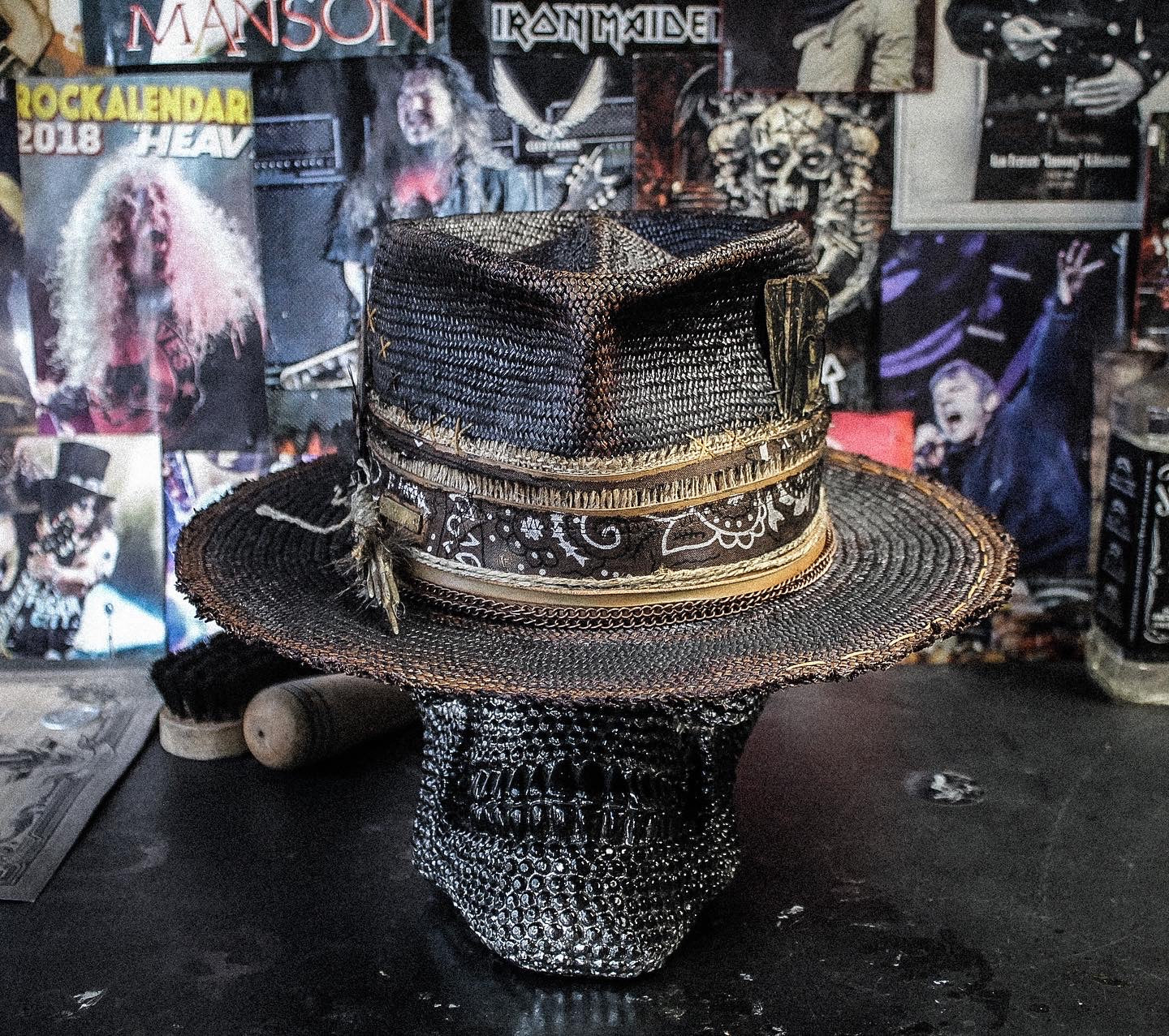 MALAS NOTICIAS - Blade Hats