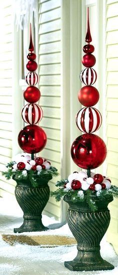 DIY Tall Ornament Holiday Topiary