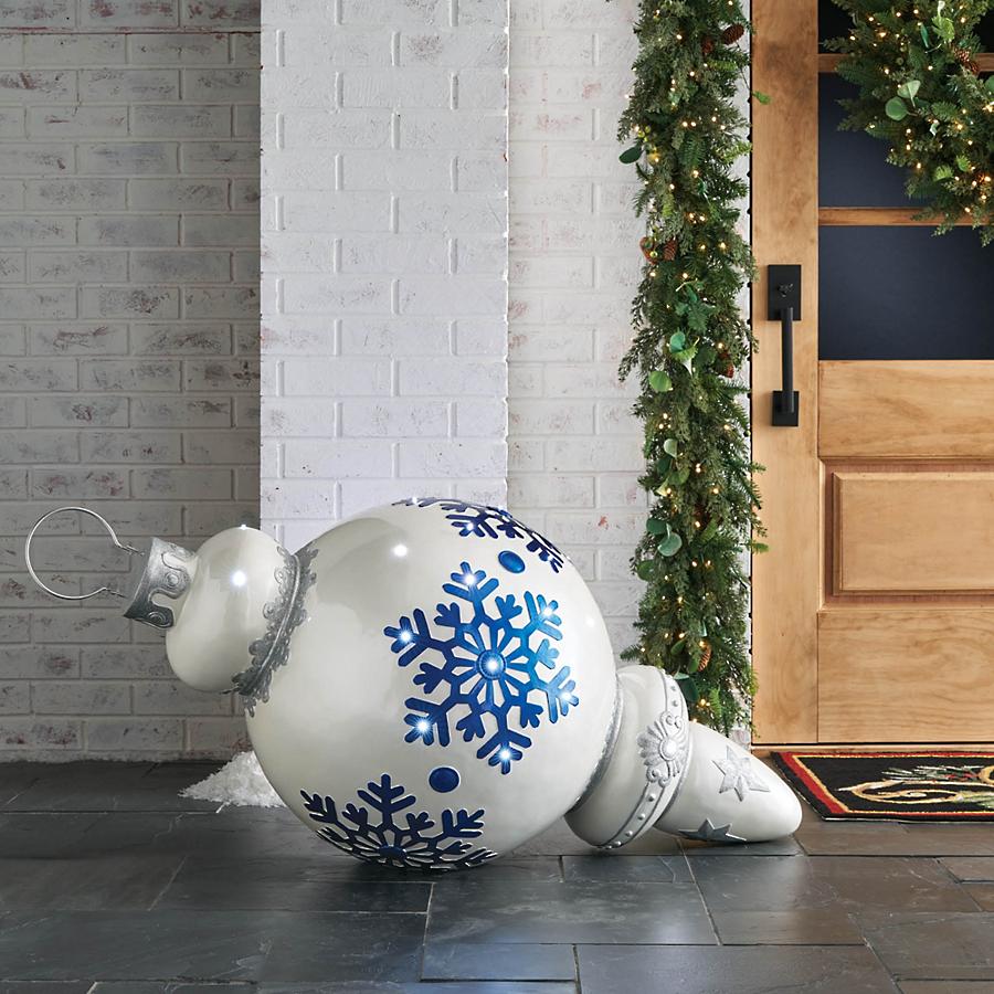 Snowflake Finial LED Yard Ornament