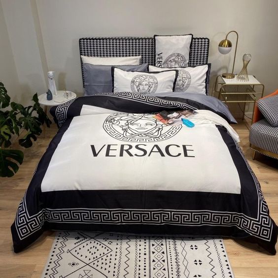 Premium Luxury Brand Bedding Set   DN9191085