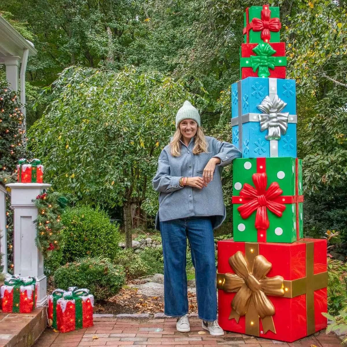 8 ft. Giant-Sized Christmas Gift Box with LED Lights Yard Sculpture