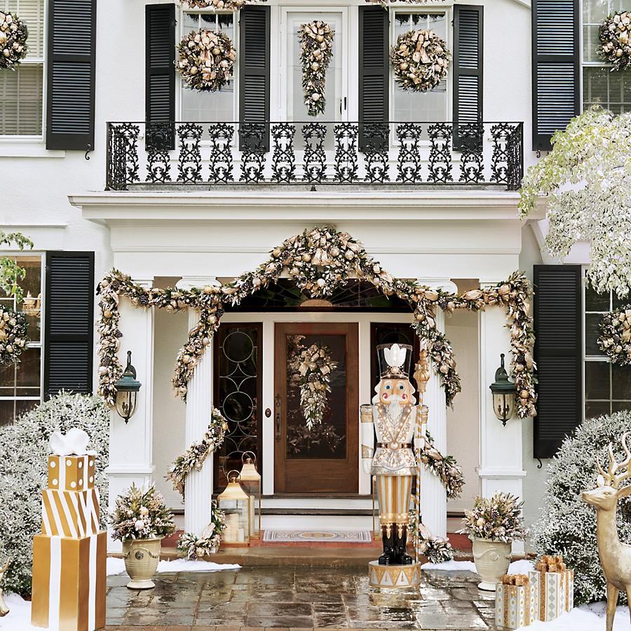 LED Giant 9ft Metallic Nutcracker