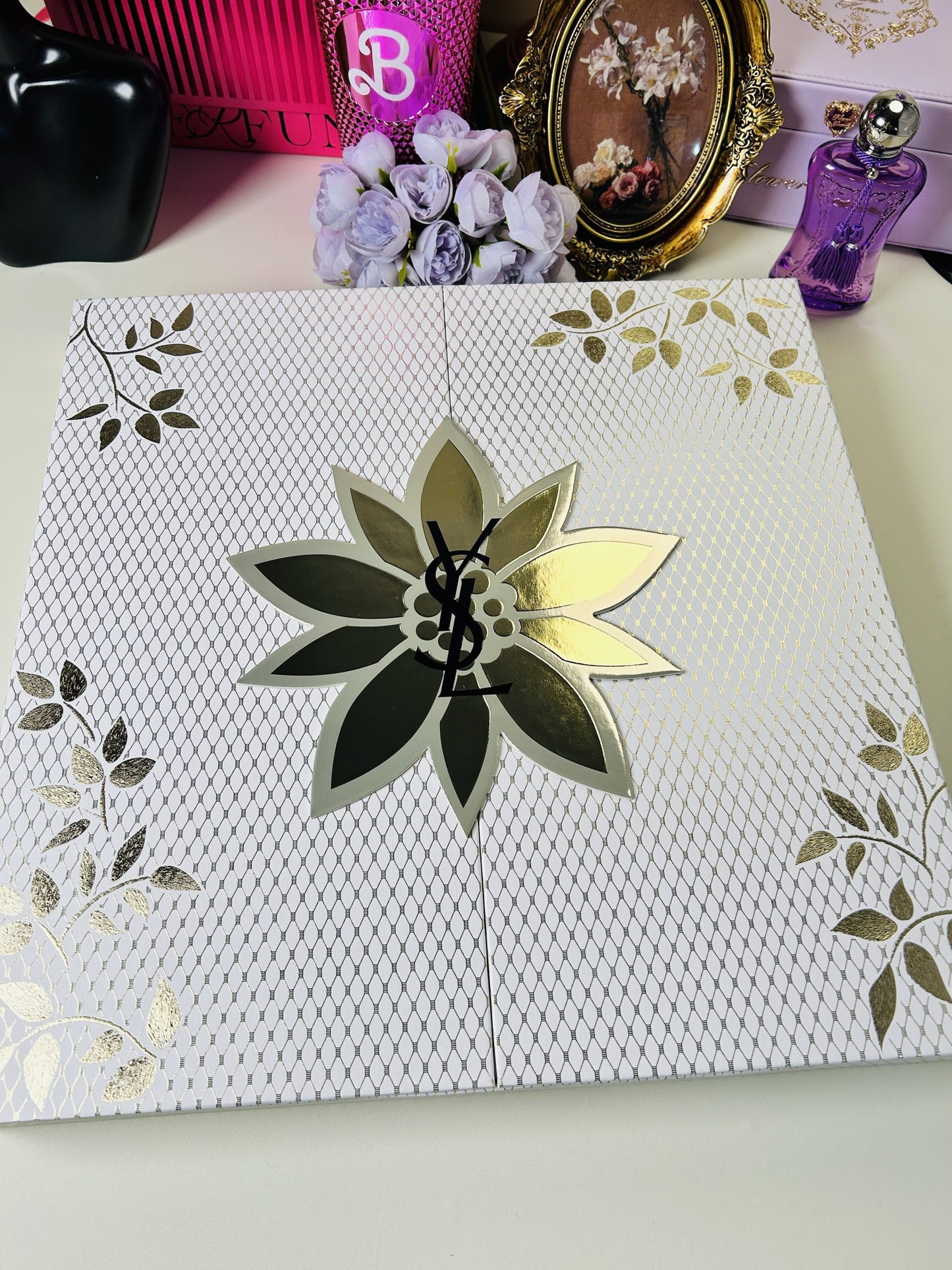 YSL Advent Calender 2025 (24 mini perfumes)