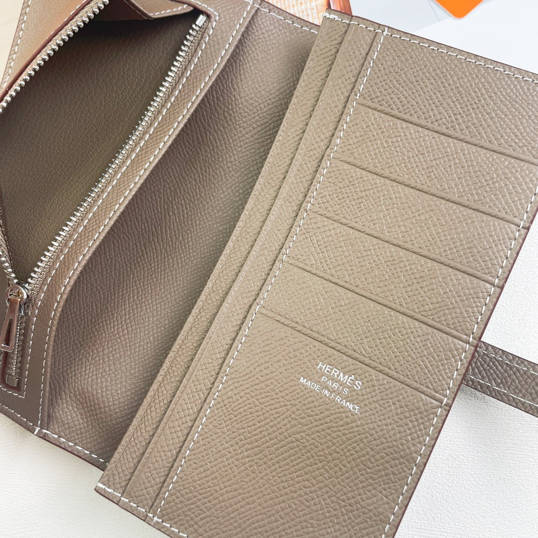 Hermes Goyard New H Passant Toutenmainte Wallet coffee