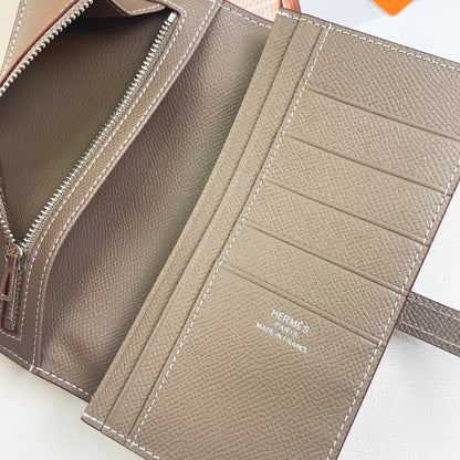 Hermes Goyard New H Passant Toutenmainte Wallet coffee