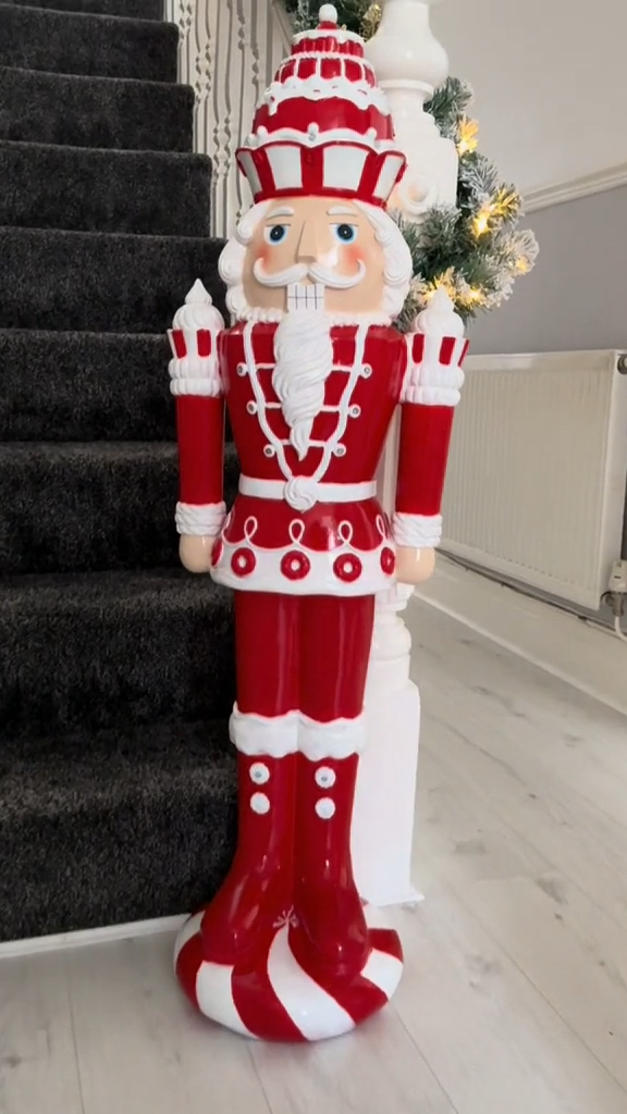 6 ft Giant Sized Animated Nutcracke