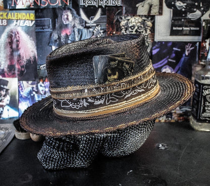 MALAS NOTICIAS - Blade Hats