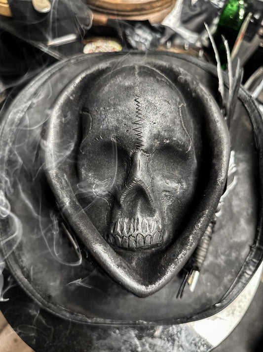 HARVESTER OF SORROW - Blade Hats