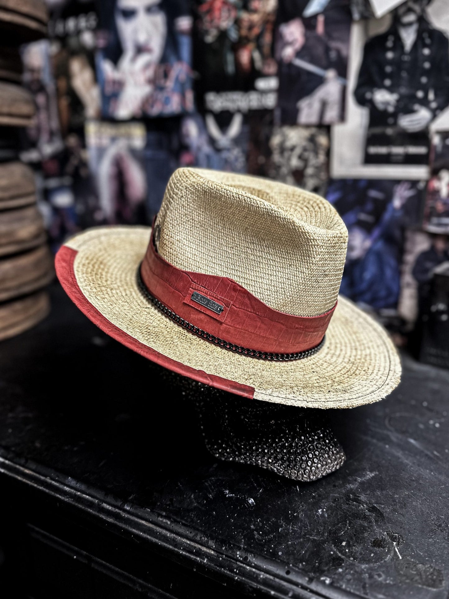 BORN TO GREATNESS - Blade Hats