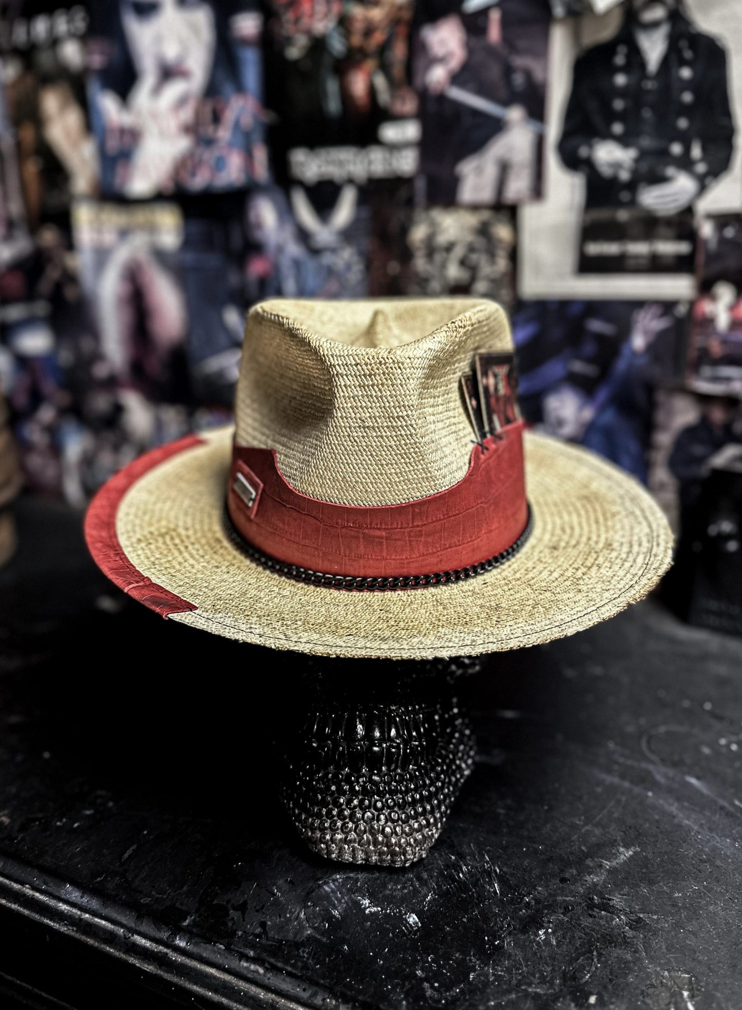 BORN TO GREATNESS - Blade Hats