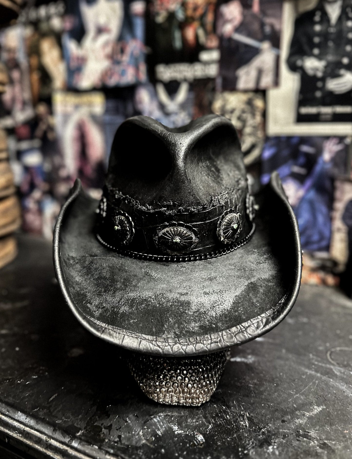 STONE THE CROW - Blade Hats