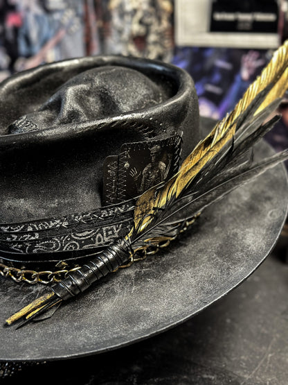 THE LAST DAY ON THE EARTH - Blade Hats