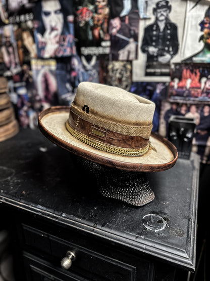 BLOWIN´ IN THE WIND - Blade Hats