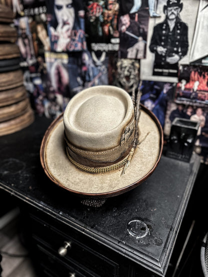 BLOWIN´ IN THE WIND - Blade Hats