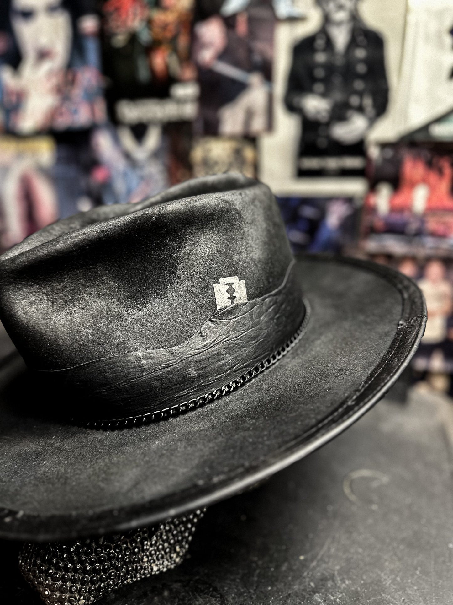 BEYOND THE DARK SUN - Blade Hats