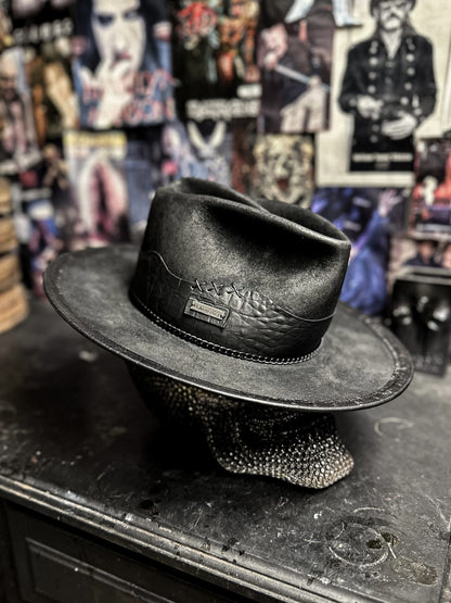 BEYOND THE DARK SUN - Blade Hats