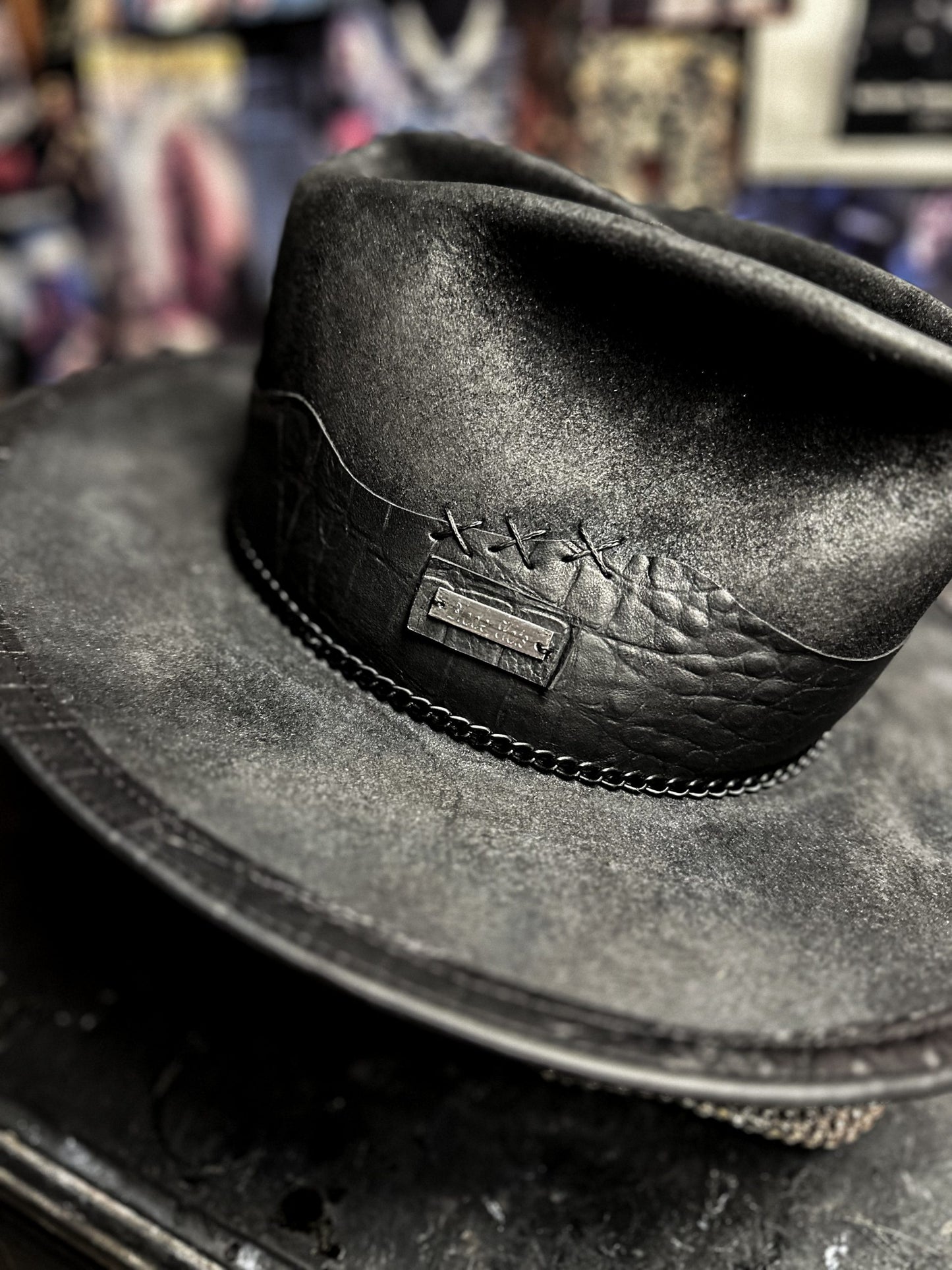 BEYOND THE DARK SUN - Blade Hats