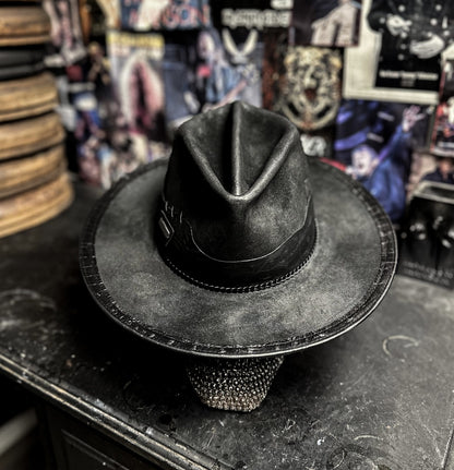 BEYOND THE DARK SUN - Blade Hats