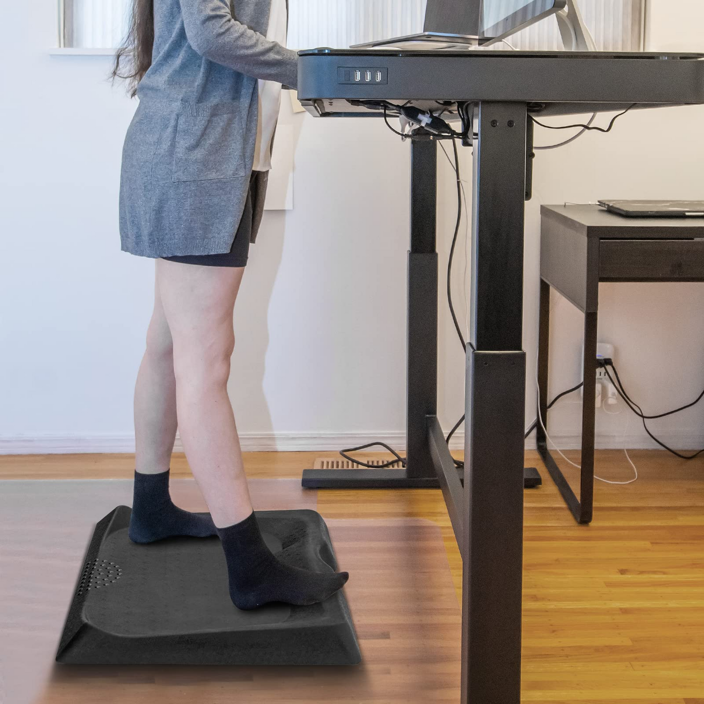 Goplus Anti-Fatigue Standing Desk Mat, Not Flat Comfort Mat with Massage Points