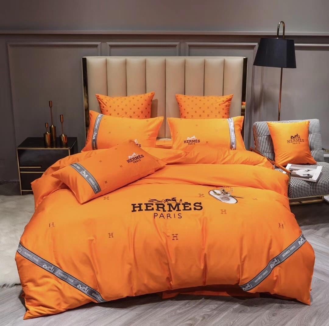 Premium Luxury Brand Bedding Set   DN91910159
